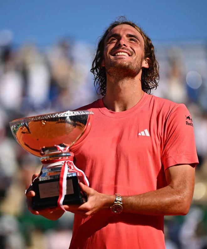 爱游戏tv-拉沃尔杯横扫戴维斯杯，西西帕斯带队取胜