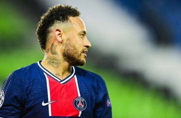 波兰逆转中国,内马尔高光表现 波兰逆转中国,内马尔高光表现