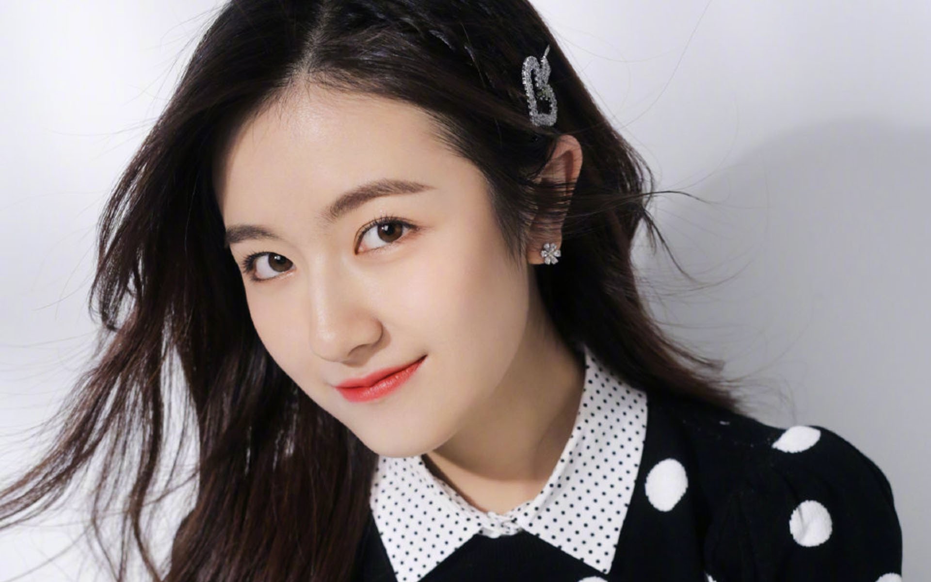 加维单骑破局，19岁新星撕裂银河舰队，厄瓜多尔奇迹背后的足球真义